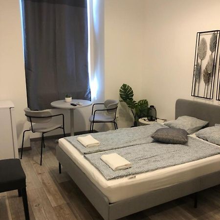 Bella Fiore Apartment 4 Budapest Luaran gambar