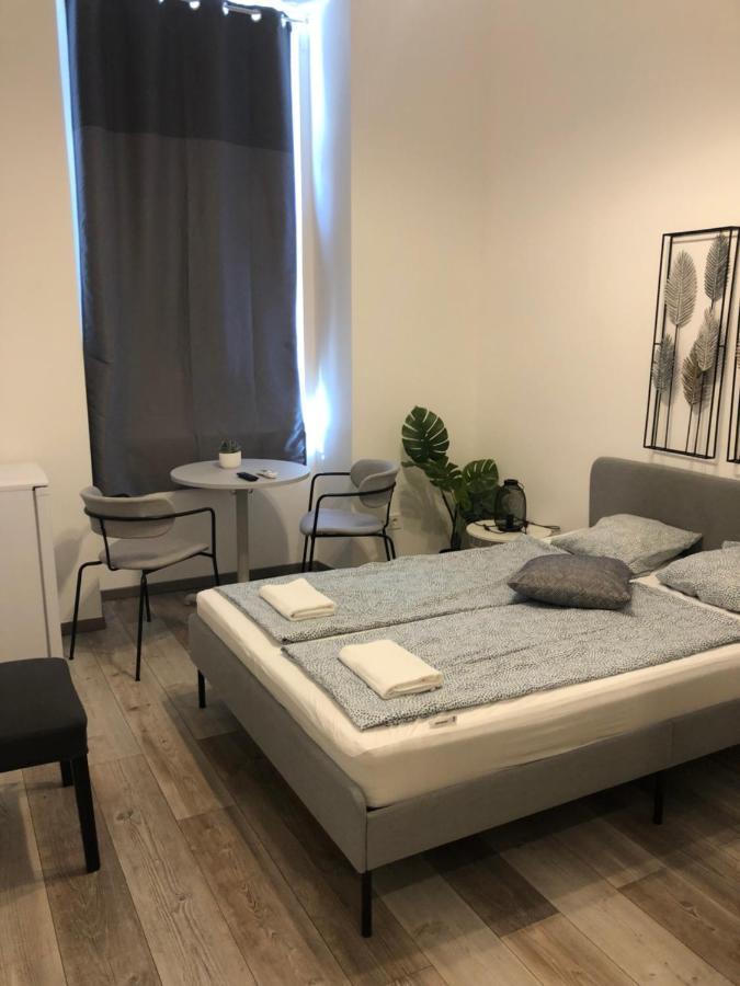Bella Fiore Apartment 4 Budapest Luaran gambar