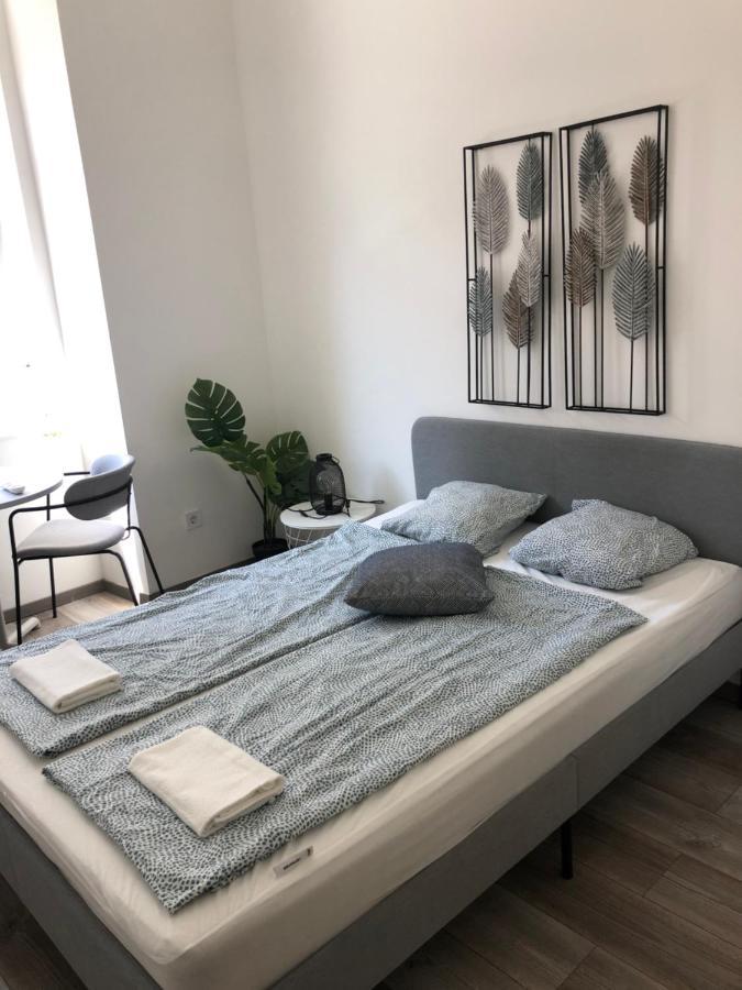 Bella Fiore Apartment 4 Budapest Luaran gambar